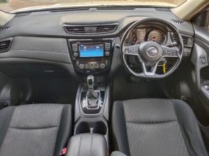 Nissan X-Trail 2.5 4x4 Acenta Tech - Image 8