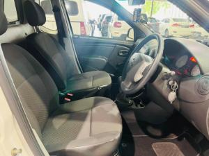 Nissan NP200 1.6i safety pack (aircon) - Image 6