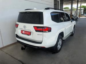 Toyota Land Cruiser 300 3.3D GX-R - Image 4