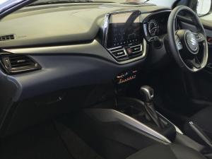 Suzuki Baleno 1.5 GLX auto - Image 8