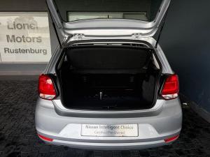 Volkswagen Polo Vivo hatch 1.6 Comfortline auto - Image 12