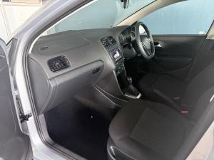 Volkswagen Polo Vivo hatch 1.6 Comfortline auto - Image 14