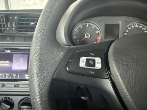 Volkswagen Polo Vivo hatch 1.6 Comfortline auto - Image 17