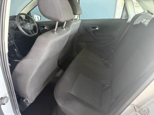 Volkswagen Polo Vivo hatch 1.6 Comfortline auto - Image 21
