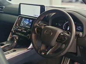 Lexus LX 500d F Sport - Image 30