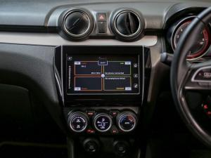 Suzuki Swift 1.2 GLX auto - Image 14