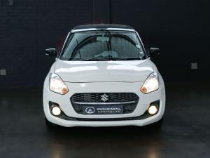 Suzuki Swift 1.2 GLX auto - Image 3