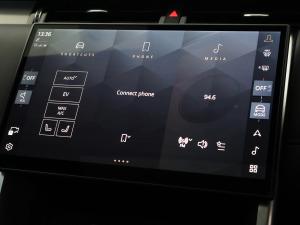 Land Rover Discovery Sport P300e R-Dynamic HSE - Image 28