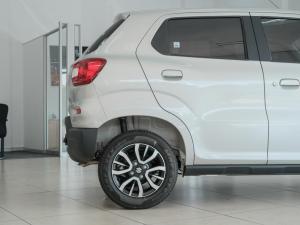 Suzuki S-Presso 1.0 GL+ - Image 23