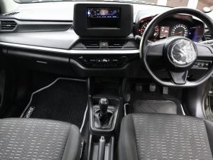 Suzuki Swift 1.2 GL - Image 8