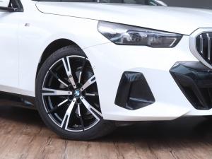BMW 5 Series 520d M Sport - Image 2