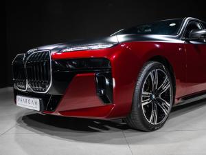 BMW i7 xDrive60 M Sport - Image 25