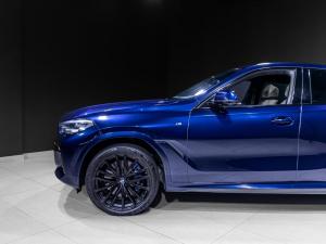 BMW X6 M50i - Image 4