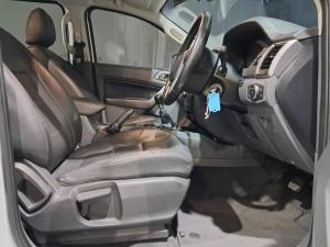 Ford Everest 2.2TDCi XLT - Image 16