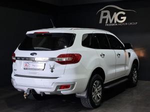 Ford Everest 2.2TDCi XLT - Image 5