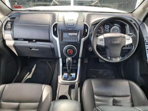 Isuzu mu-X 3.0 - Image 10