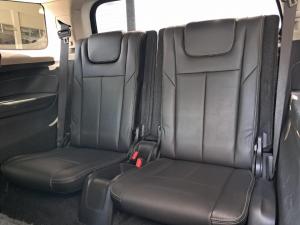 Isuzu mu-X 3.0 - Image 14