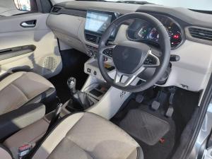 Renault Triber 1.0 Iconic manual - Image 12