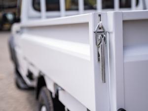 Mahindra Pik Up 2.2CRDe single cab dropside S4 - Image 18