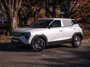 Mahindra XUV 3XO 1.2T MX1 panel van - Image 2