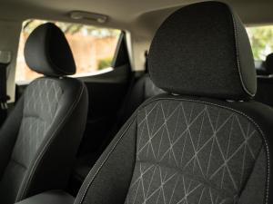 Mahindra XUV 3XO 1.2T AX5 auto - Image 34