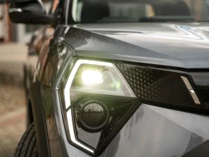 Mahindra XUV 3XO 1.2T AX5 auto - Image 6