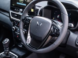 Mahindra XUV 3XO 1.2T AX5 manual - Image 7