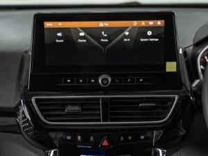 Mahindra XUV 3XO 1.2T MX3 manual - Image 11