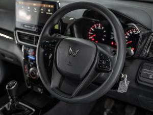 Mahindra XUV 3XO 1.2T MX3 manual - Image 15