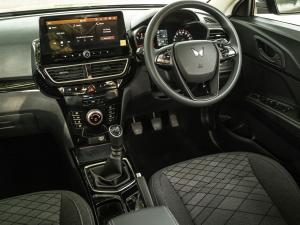 Mahindra XUV 3XO 1.2T MX3 manual - Image 28