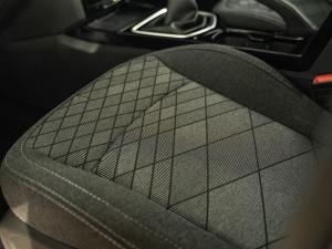 Mahindra XUV 3XO 1.2T MX3 manual - Image 32