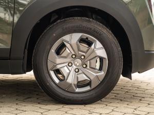 Mahindra XUV 3XO 1.2T MX3 manual - Image 8