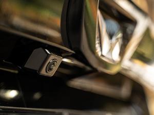 Mahindra XUV700 2.0T AX7L Black Edition - Image 11