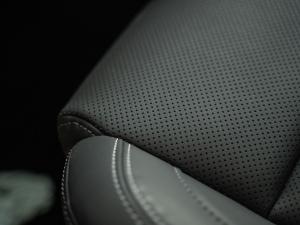 Mahindra XUV700 2.0T AX7L Black Edition - Image 25