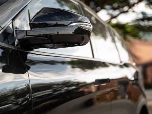 Mahindra XUV700 2.0T AX7L Black Edition - Image 2