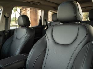 Mahindra XUV700 2.0T AX7L Black Edition - Image 36