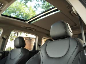 Mahindra XUV700 2.0T AX7L Black Edition - Image 39