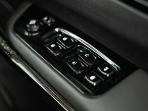Mahindra XUV700 2.0T AX7L Black Edition - Image 42