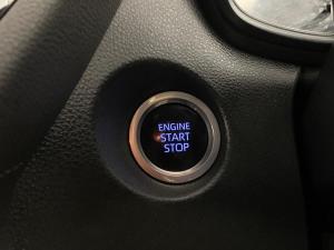 Toyota Corolla Cross 1.8 XI - Image 9