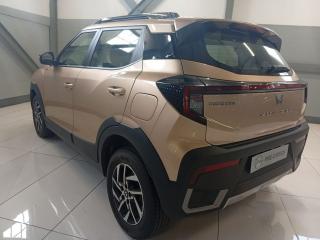 Mahindra XUV 3XO 1.2T AX5 auto