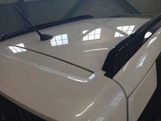 Mahindra XUV 3XO 1.2T AX5 auto