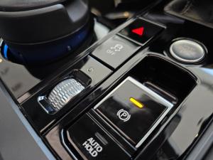 Volkswagen Touareg V6 TDI R-Line - Image 4