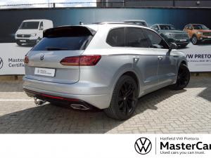 Volkswagen Touareg V6 TDI Executive R-Line - Image 5