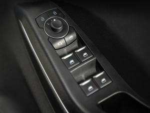 Ford Puma 1.0T Titanium - Image 12