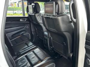 Jeep Grand Cherokee 3.6L Overland - Image 10