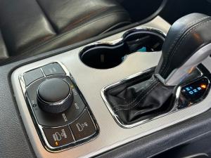 Jeep Grand Cherokee 3.6L Overland - Image 23