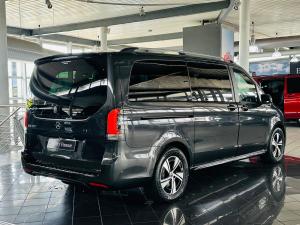 Mercedes-Benz EQV 300 - Image 2