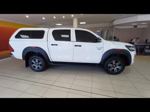 Toyota Hilux 2.4GD-6 double cab 4x4 Raider X auto - Image 3