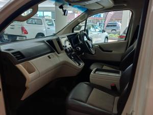 Toyota Quantum 2.8 SLWB bus 14-seater GL auto - Image 7