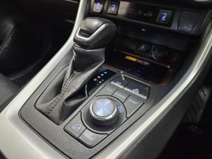 Toyota RAV4 2.5 VX AWD - Image 10